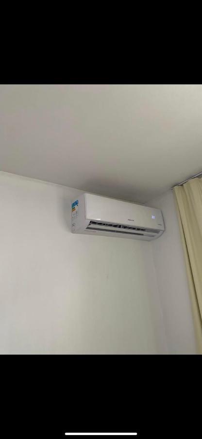 Casa Quintal Bueno! 5 Quartos Com Ar Split E Internet Ultra! Perto Do Melhor De Goiania! Marista Parques Areiao E Vaca Brava Hospital Premium Mater Dei Blue Fit Perdomo Goiania Shopping! Zewnętrze zdjęcie