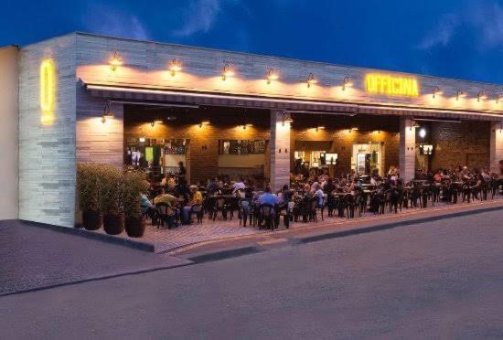 Casa Quintal Bueno! 5 Quartos Com Ar Split E Internet Ultra! Perto Do Melhor De Goiania! Marista Parques Areiao E Vaca Brava Hospital Premium Mater Dei Blue Fit Perdomo Goiania Shopping! Zewnętrze zdjęcie