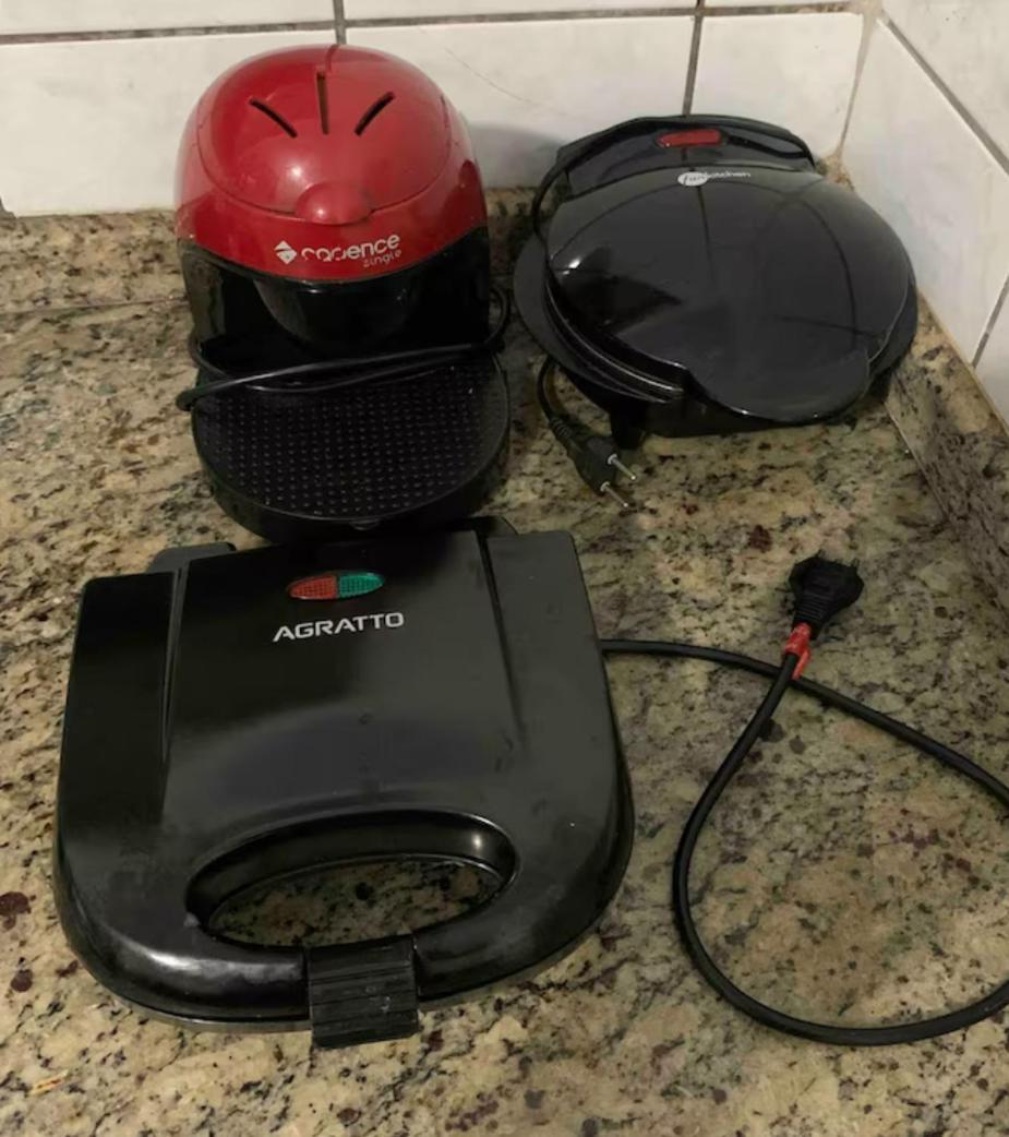 Casa Quintal Bueno! 5 Quartos Com Ar Split E Internet Ultra! Perto Do Melhor De Goiania! Marista Parques Areiao E Vaca Brava Hospital Premium Mater Dei Blue Fit Perdomo Goiania Shopping! Zewnętrze zdjęcie